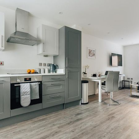 Central 2 Double Bedroom Flat With Parking Bournemouth Exteriör bild