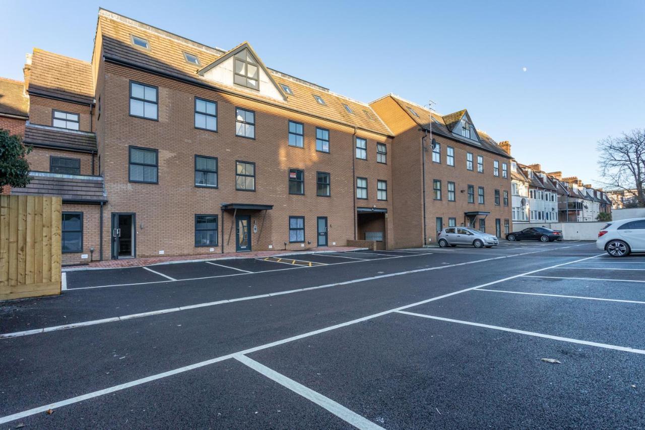 Central 2 Double Bedroom Flat With Parking Bournemouth Exteriör bild