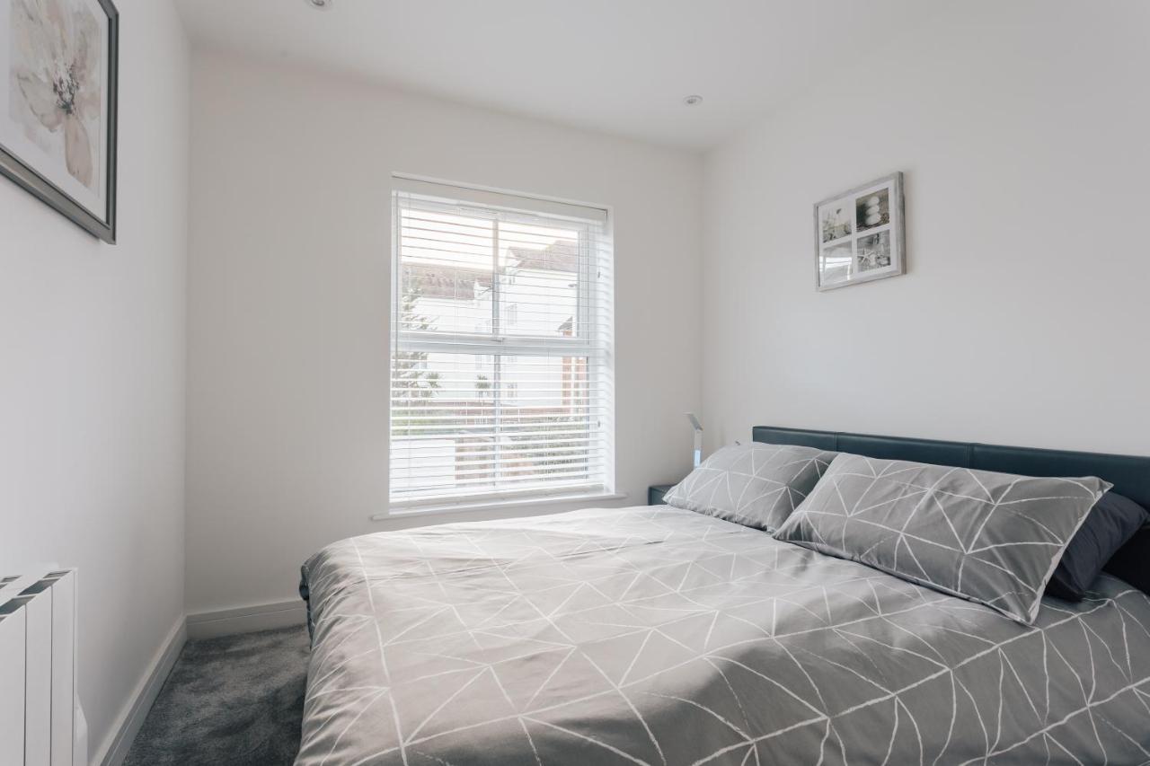 Central 2 Double Bedroom Flat With Parking Bournemouth Exteriör bild