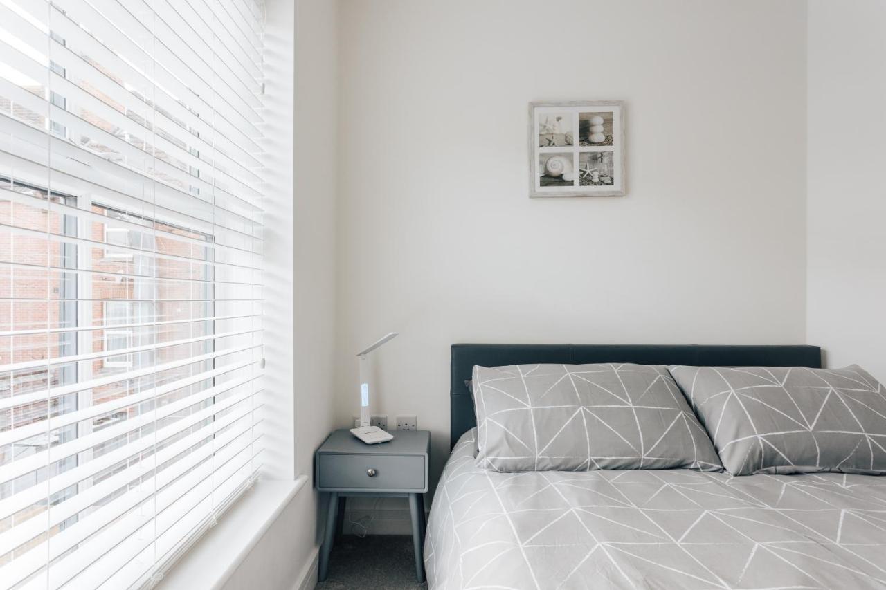 Central 2 Double Bedroom Flat With Parking Bournemouth Exteriör bild